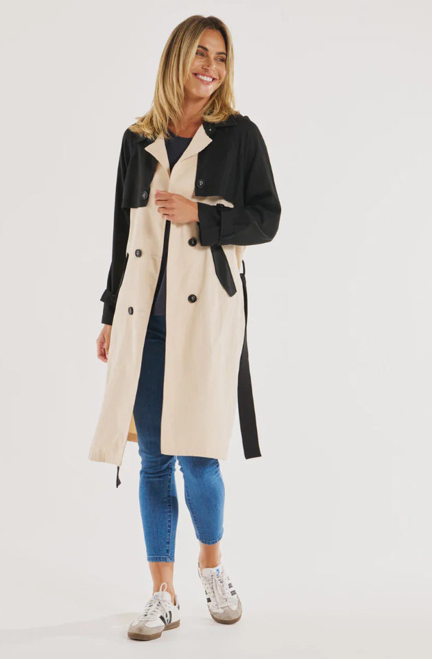 BETTY BASICS SPLICE TRENCH COAT - BLACK/IVORY - BB6059