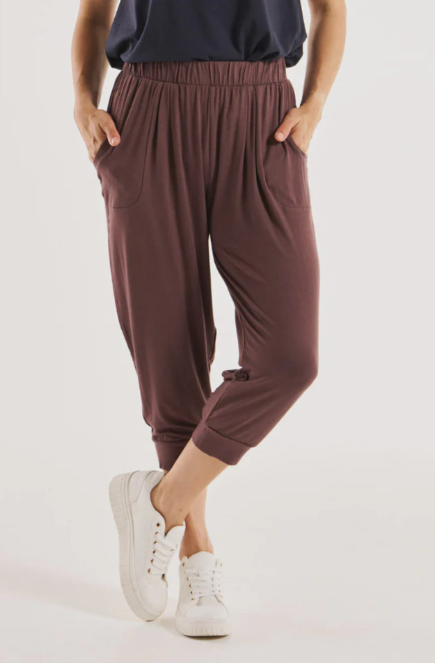 BETTY BASICS TOKYO PANT - NUTMEG - BB511