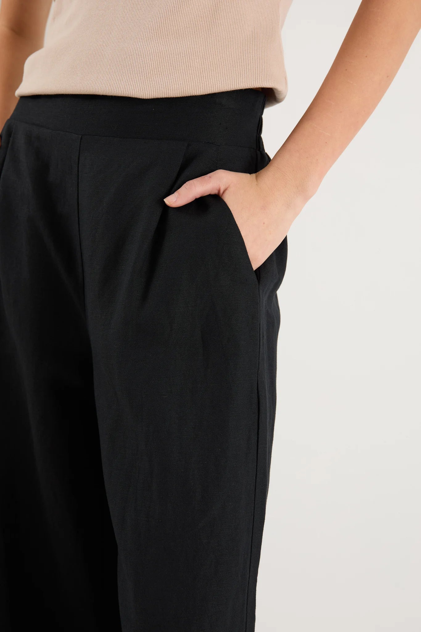 AMONG THE BRAVE -  GUARDIAN LINEN PANTS - BLACK