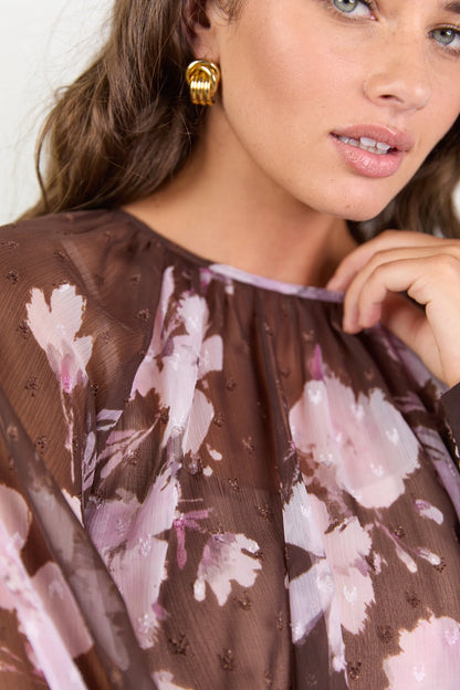 STORIES BE TOLD COSMOPOLITAN L/S TOP - COCOA BLOSSOM
