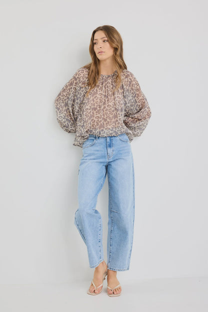 STORIES BE TOLD COSMOPOLITAN L/S TOP - LEOPARD PRINT