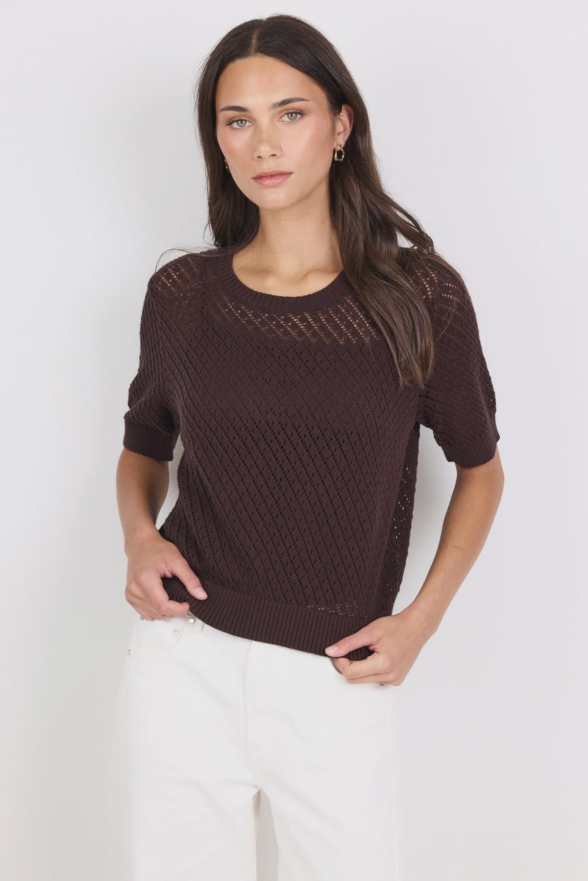 IVY & JACK DAPPLE LACE TEE - CHOCOLATE