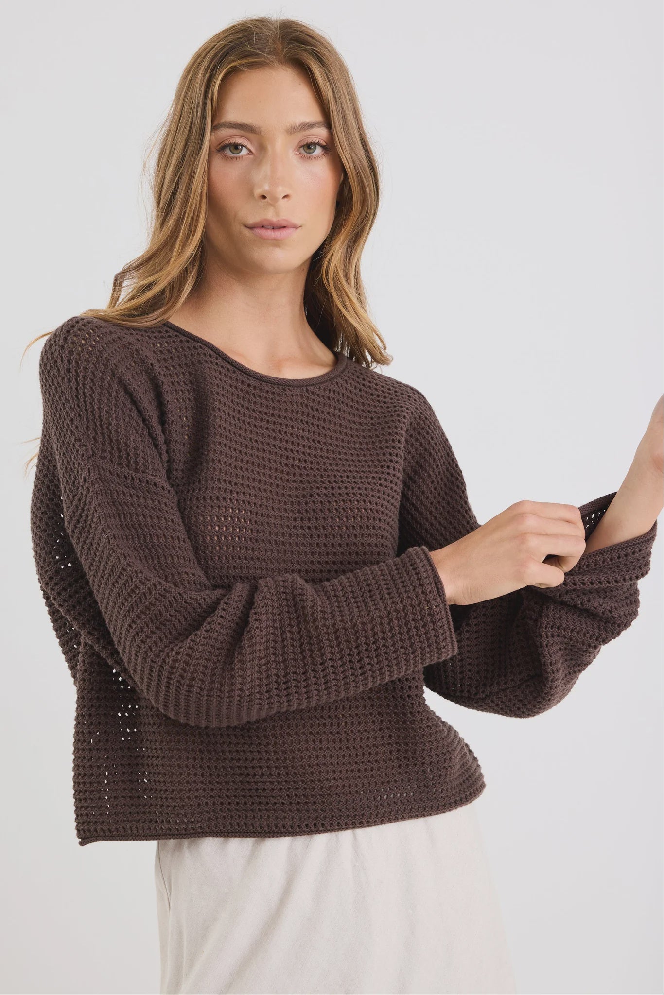 RE:UNION DAWN CROCHET JUMPER - CHOCOLATE