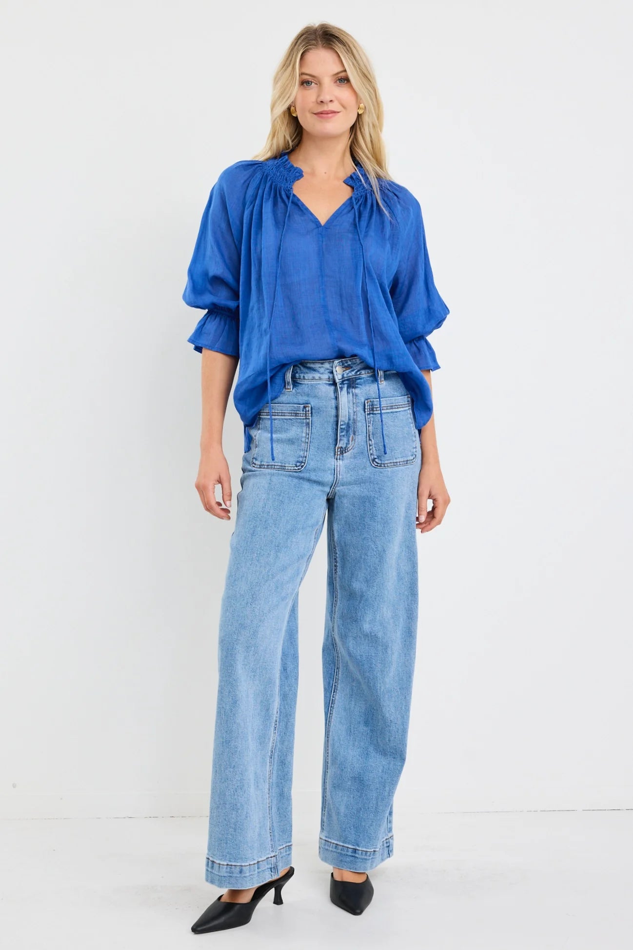 AMONG THE BRAVE EXPEDITION SHORT SLEEVE TOP - BLUE