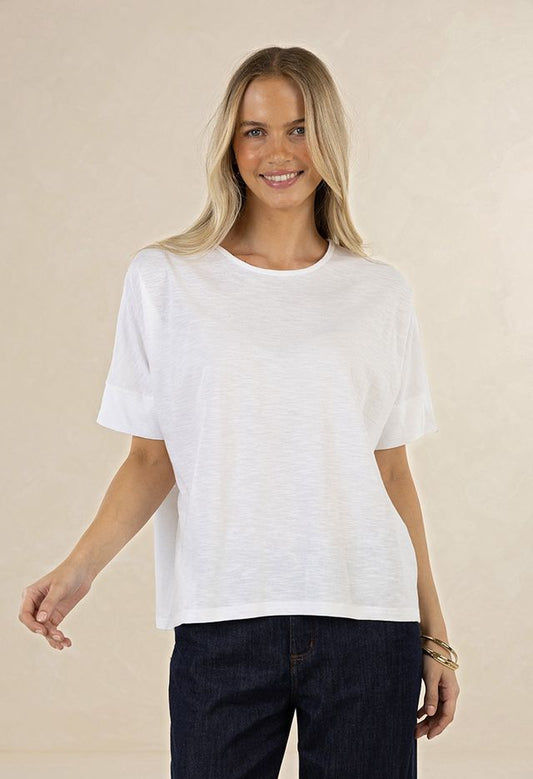 HUMIDITY LIFESTYLE DIPPY TEE - WHITE