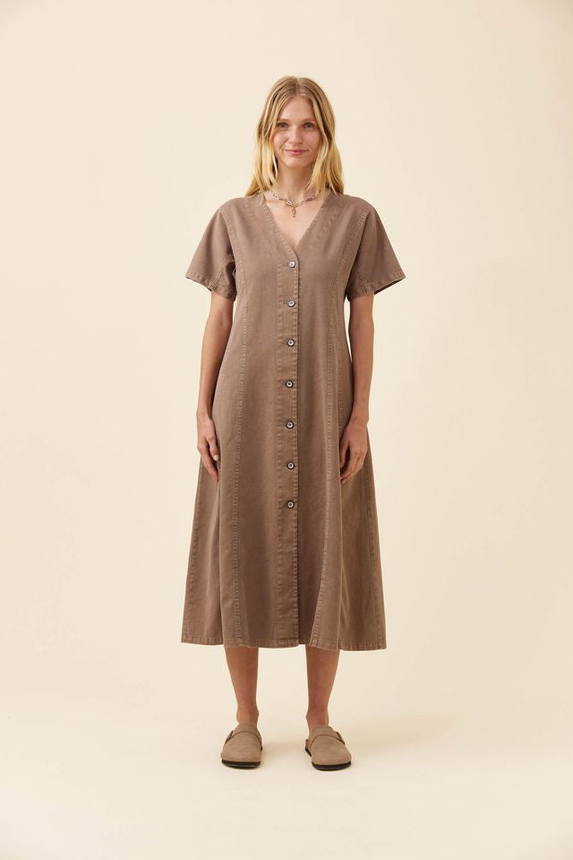 ISLE OF MINE PRESTON MAXI DRESS - TAUPE