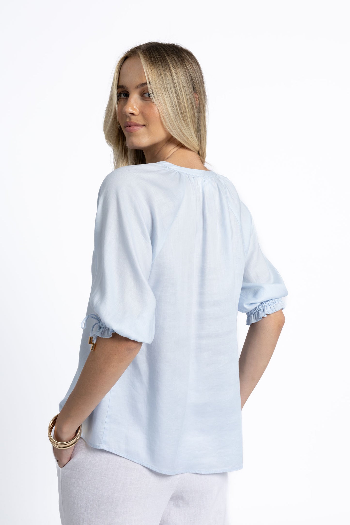HUMIDITY LIFESTYLE REECE BLOUSE - ICE BLUE