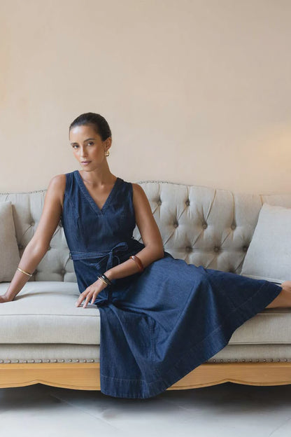 HUMIDITY LIFESTYLE IVY DENIM MIDI DRESS - DARK BLUE