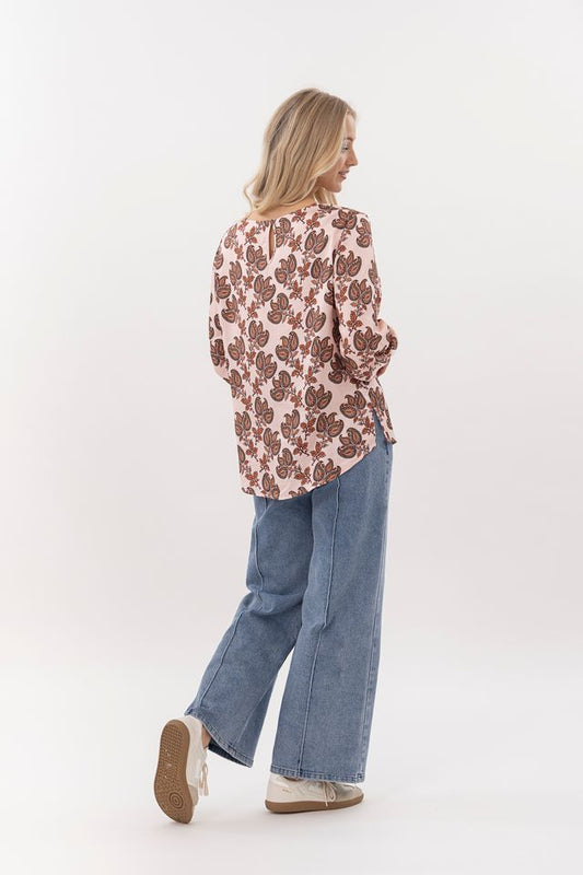 MI MOSO FINLEY TOP - BLUSH BAROQUE