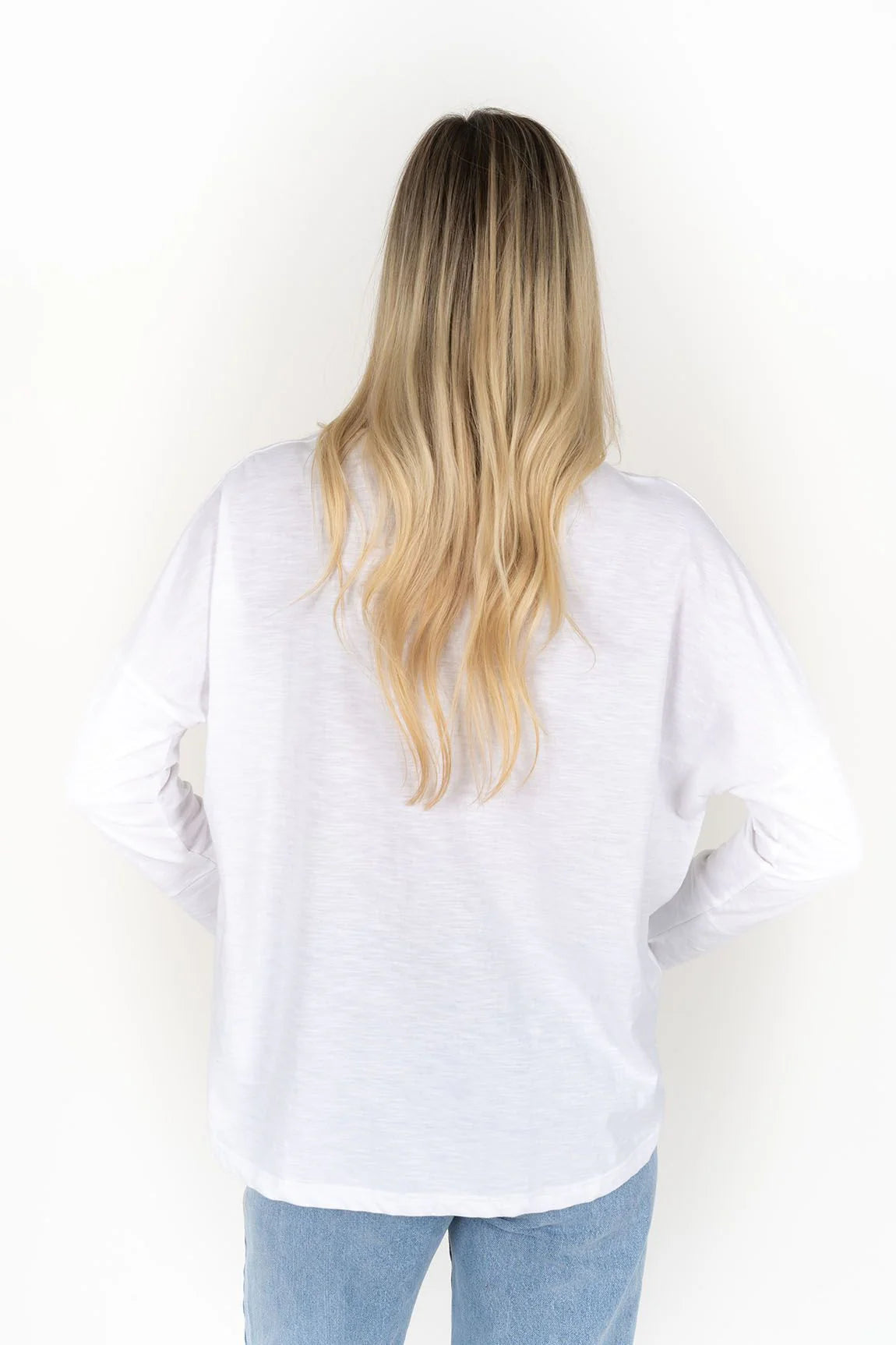 HUMIDITY LIFESTYLE DIPPY L/S TEE - WHITE