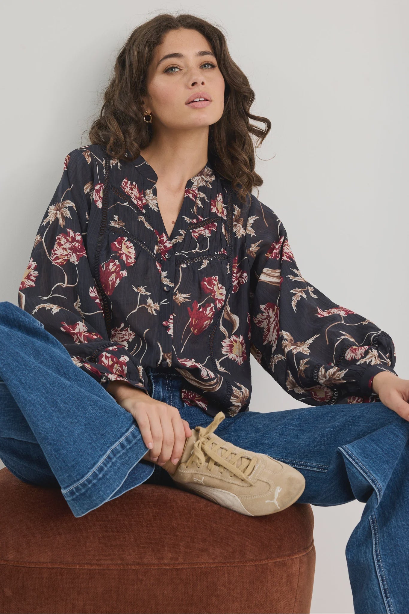 IVY & JACK INSTRUMENTAL L/S SHIRT - BLACK WILDFLOWERS