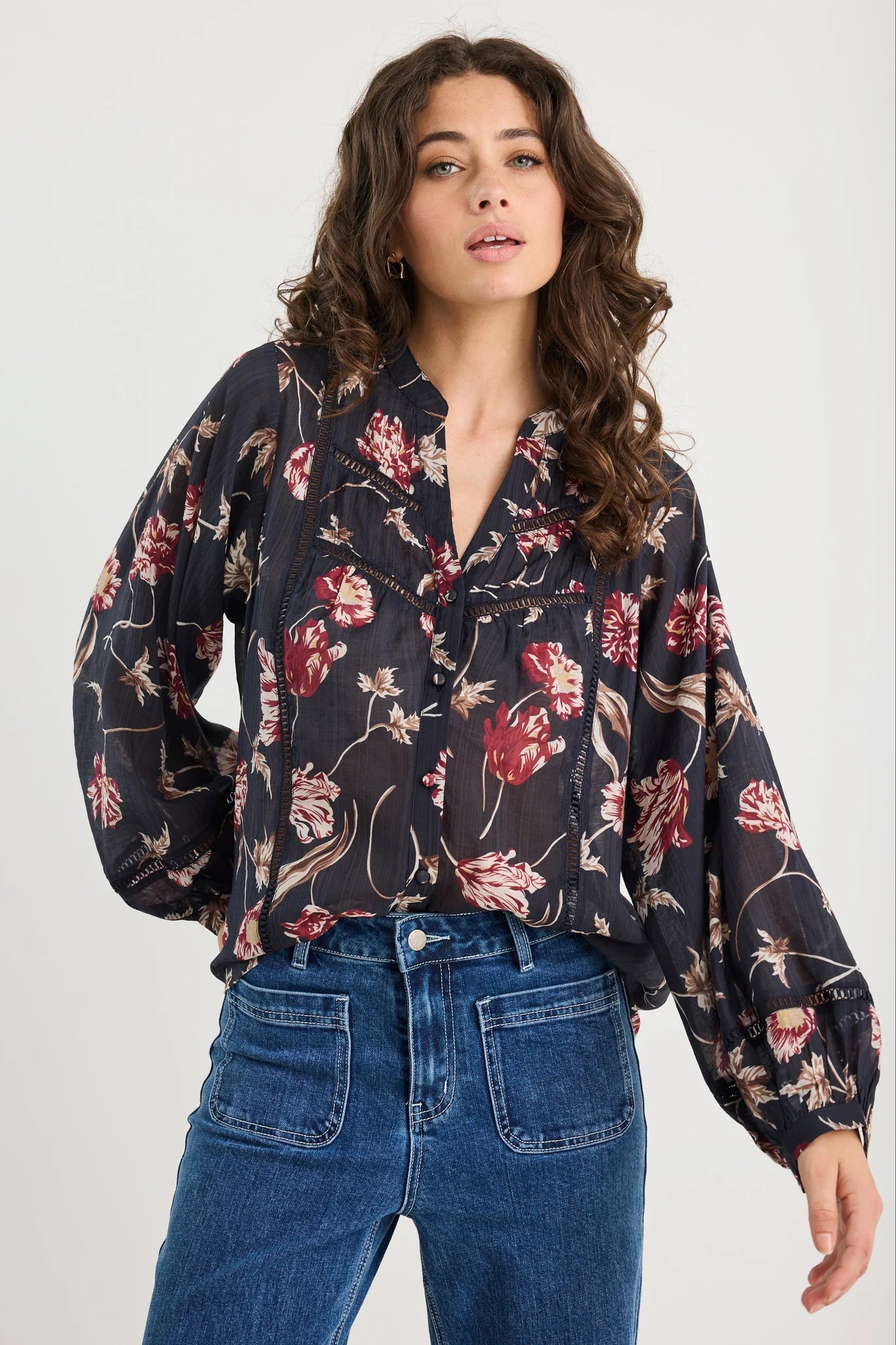 IVY & JACK INSTRUMENTAL L/S SHIRT - BLACK WILDFLOWERS