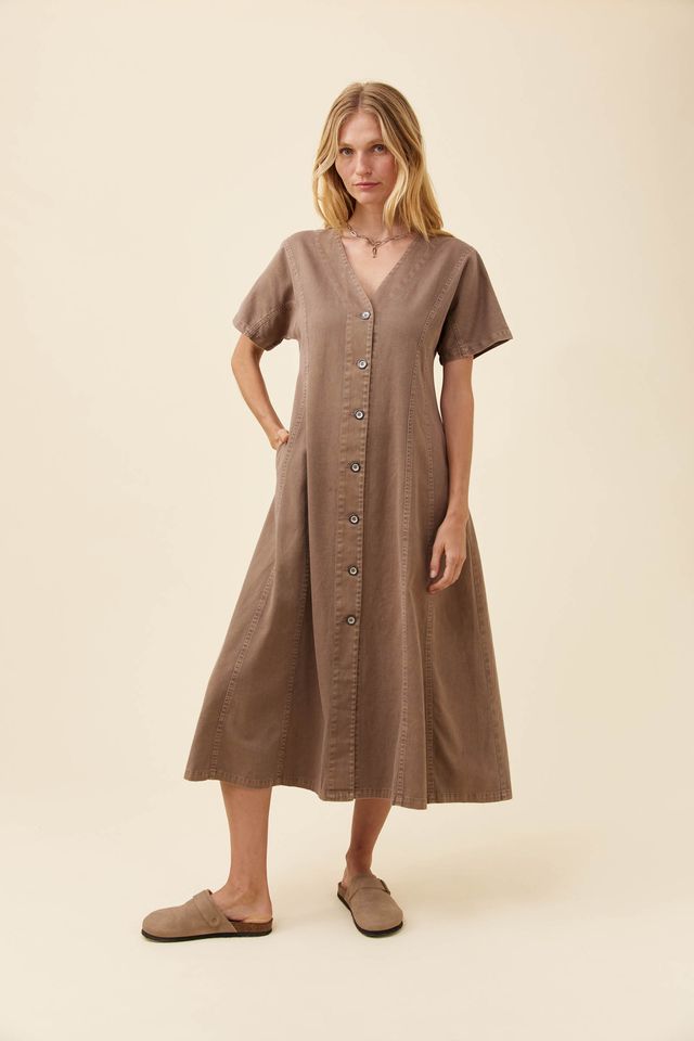 ISLE OF MINE PRESTON MAXI DRESS - TAUPE