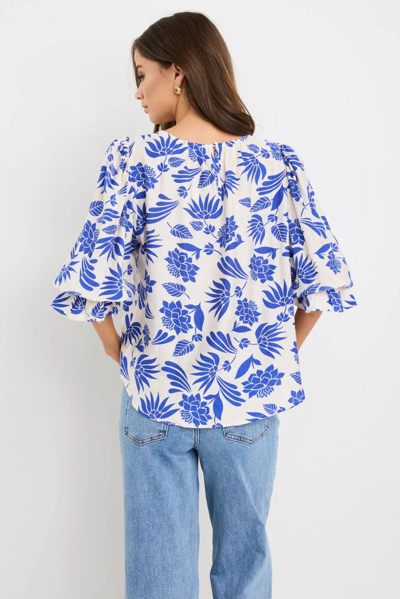BY ROSA JUSTIFY BLOUSON SLEEVE TOP - BLUE LOTUS