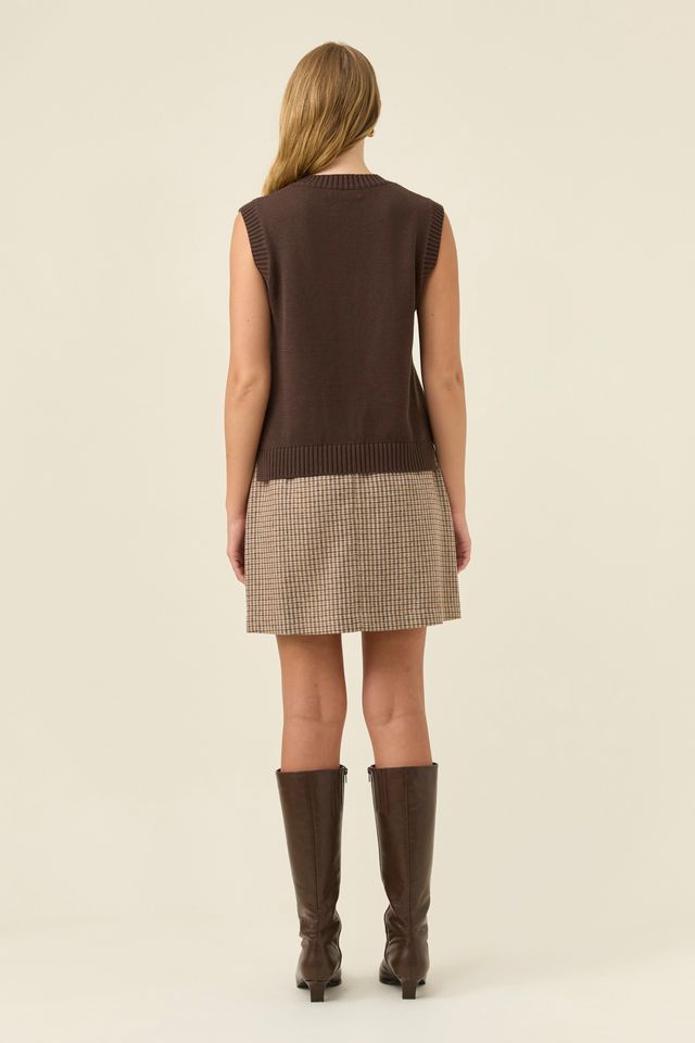 ISLE OF MINE - DARBY KNIT VEST - CHOCOLATE