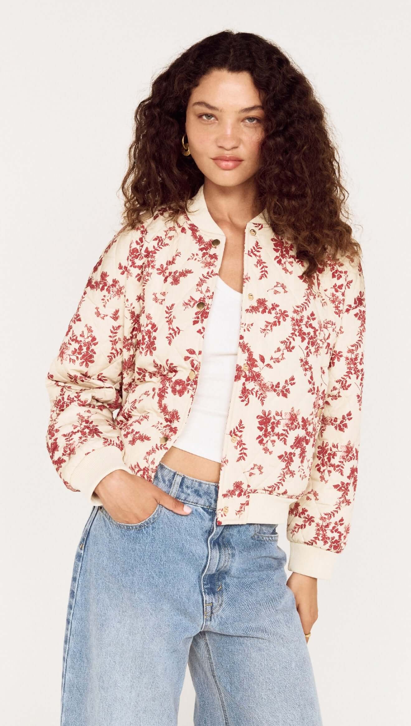 MINK PINK LEONA PUFFER JACKET - WINE/CREAM FLORAL