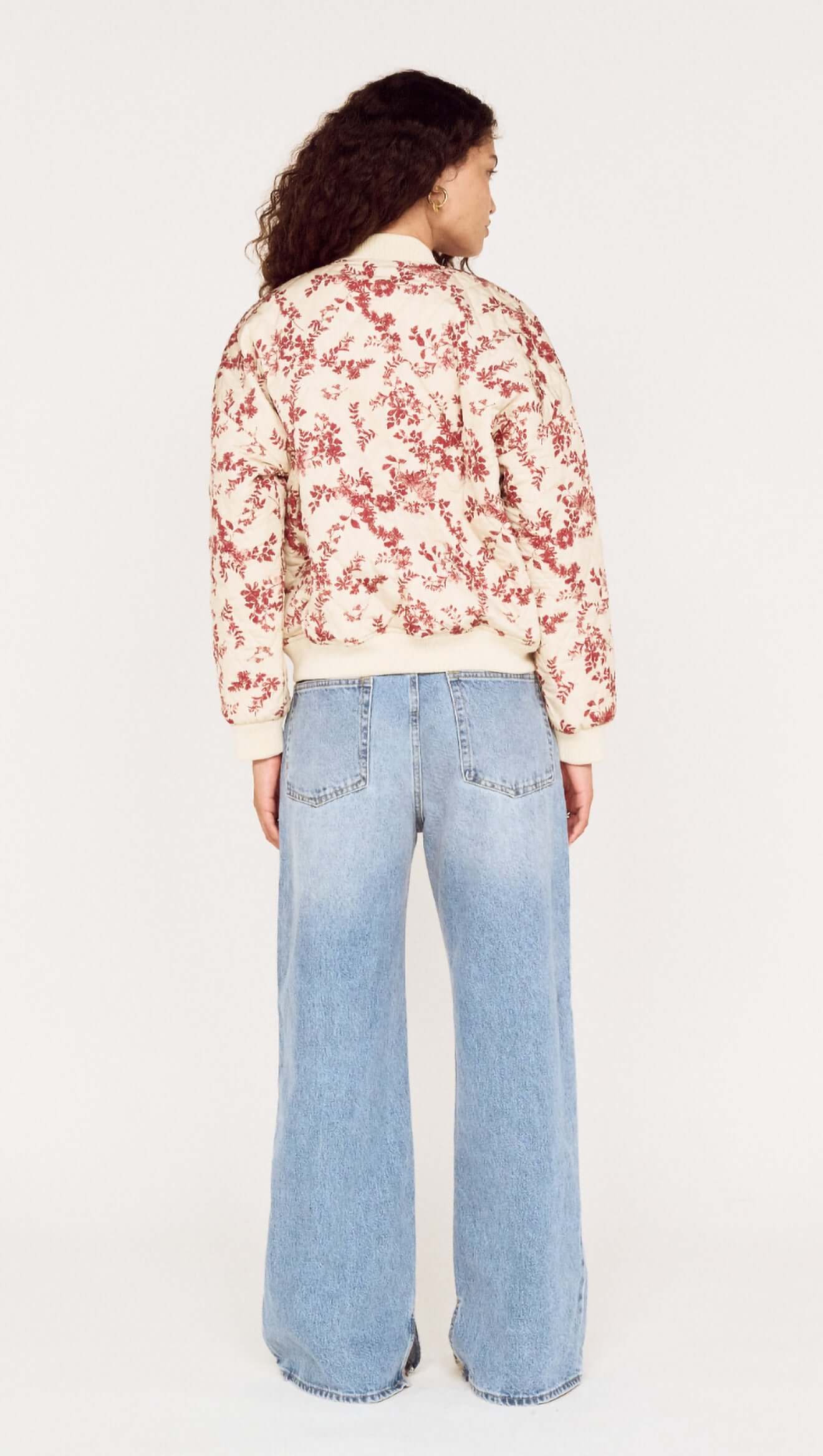 MINK PINK LEONA PUFFER JACKET - WINE/CREAM FLORAL