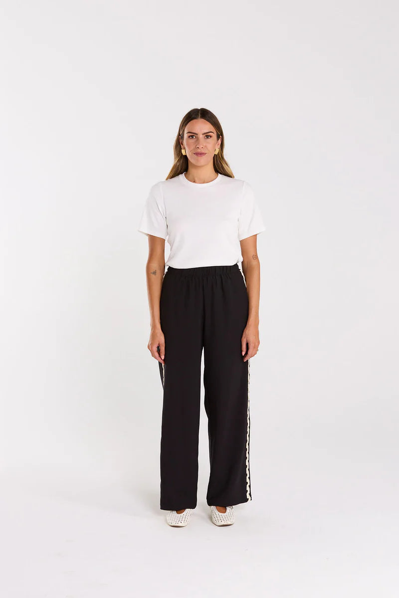 THING THING NINA PANT - BLACK