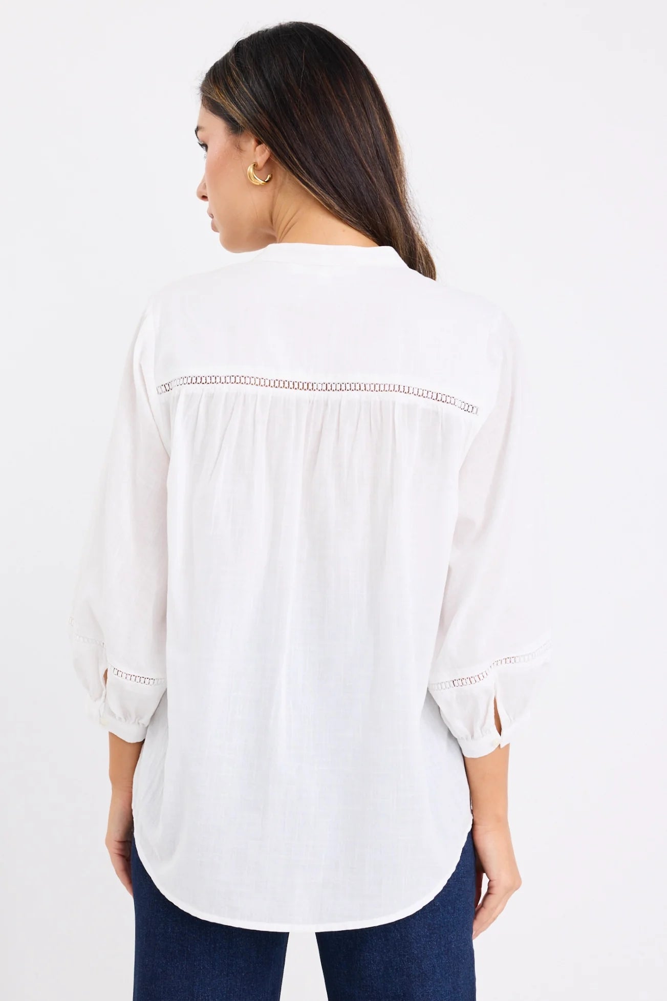 IVY & JACK ORNAMENTAL PINTUCK SHIRT - WHITE