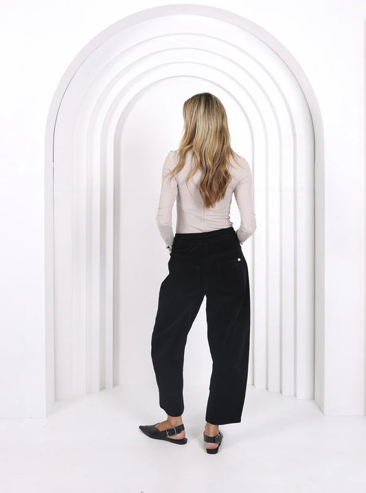MONACO JEANS - LEO BARREL JEAN CORDUROY - BLACK
