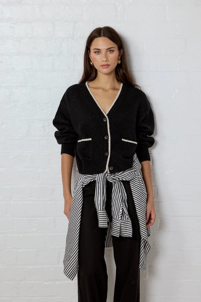 IVY & JACK RAPPORT V NECK CARDIGAN - BLACK