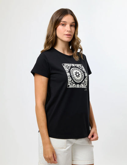 STELLA & GEMMA CLASSIC TEE - BLACK ONYX PATCH