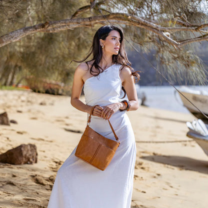 BLACK CAVIAR MELODY CROSSBODY BAG - TAN