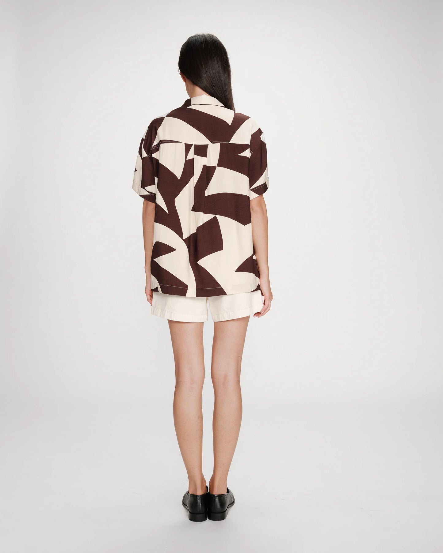 GRACE & MILA VEIL SHIRT - CHOCOLATE