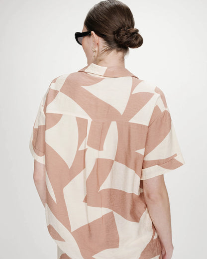 GRACE & MILA VEIL SHIRT - MOCHA