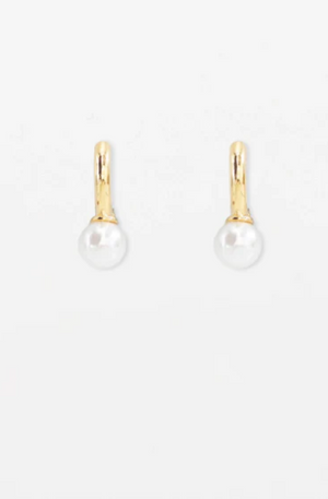 STELLA & GEMMA EARRINGS - PEARL HUGGIE - GOLD - SGE8411