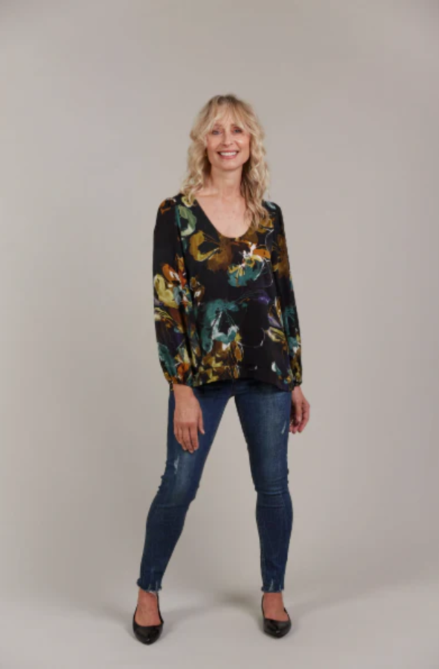 EB & IVE ELSIE TOP - BOTANICAL BLACK - 2578522