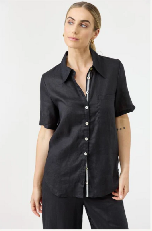 EB & IVE STUDIO SHORT SLEEVE SHIRT - BLACK - 2593221