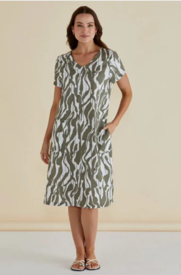 BETTY BASICS ELWOOD DRESS - OLIVE GEOMETRIC - BB8390-OGP
