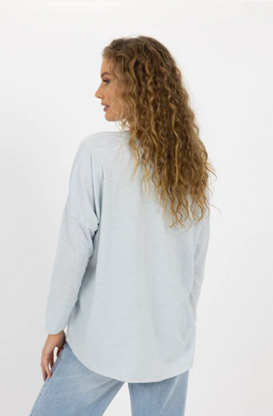 HUMIDITY LIFESTYLE DIPPY L/S TEE - ICE BLUE - HW24602