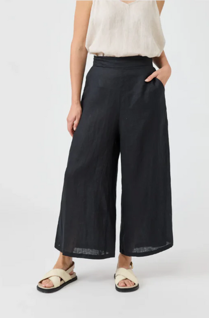EB & IVE STUDIO CROP PANT  - EBONY - 2494912