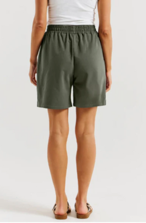 BETTY BASICS HARVARD SHORT - KHAKI - BB7076-KHA