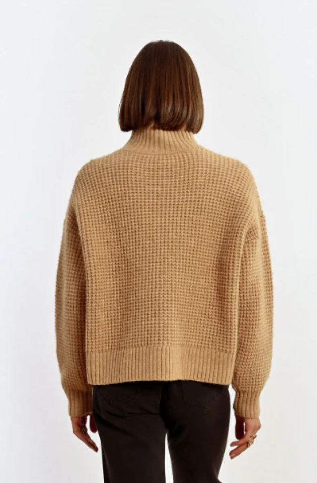 LILI SIDONIO - YOUNG LADIES KNITTED SWEATER - BEIGE - ML10CHBEIGE