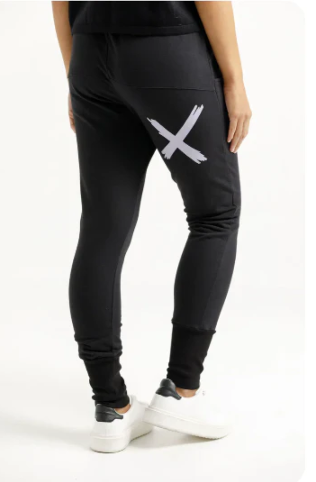 HOME-LEE  ALPINE APARTMENT PANTS - BLACK WITH A LILAC X - HL500 02