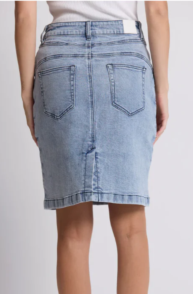 STELLA & GEMMA STRIKE SKIRT - BLEACHED DENIM - ES25SS328