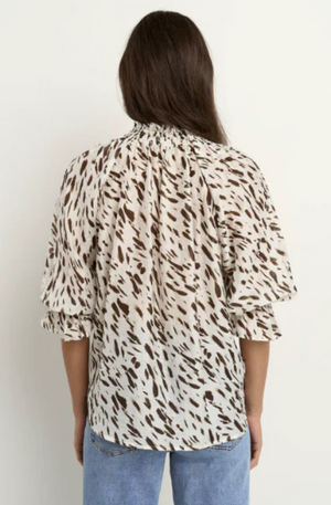 IVY & JACK CERTAINTY SHIRRED S/S TOP - WHITE CHOCOLATE ANIMAL