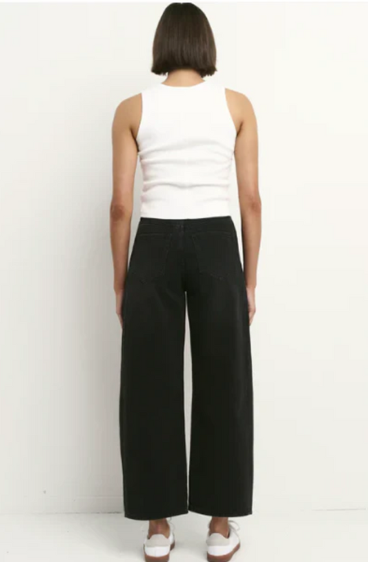 AMONG THE BRAVE - VARSITY BARREL JEANS - BLACK WASH