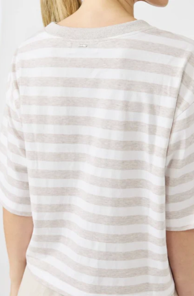 EB & IVE STUDIO STRIPE T-SHIRT - STONE - 2593602