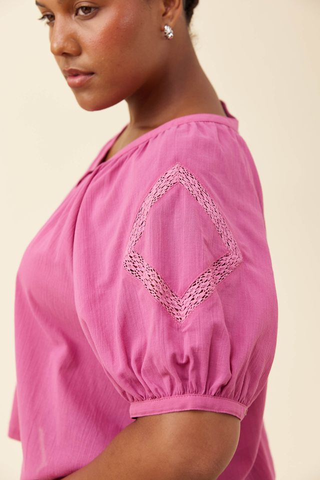 ISLE OF MINE FRANCES BUTTON TOP - MAGENTA