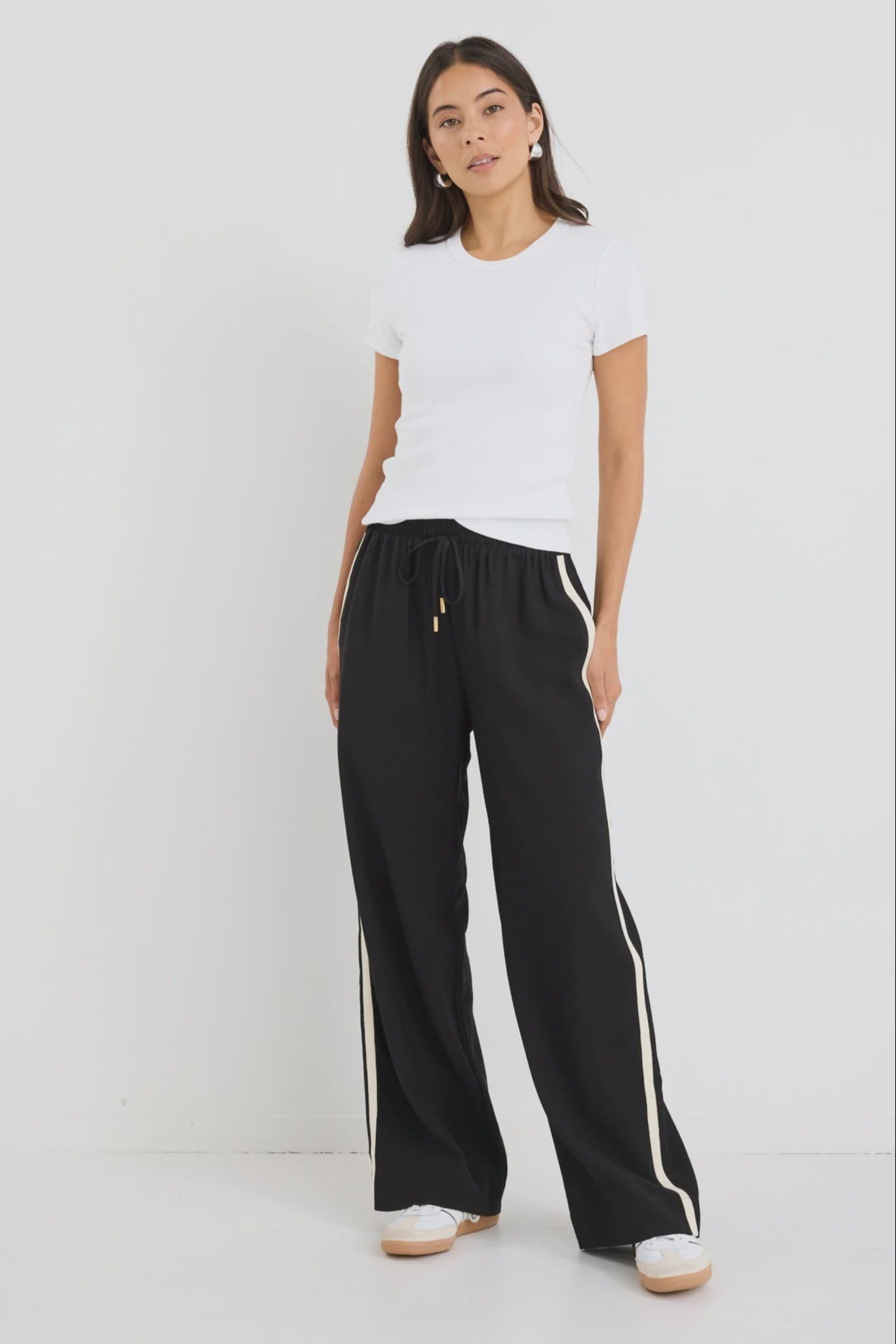 STORIES TO BE TOLD TOWNIE WIDE LEG PANTS - BLACK MATTE