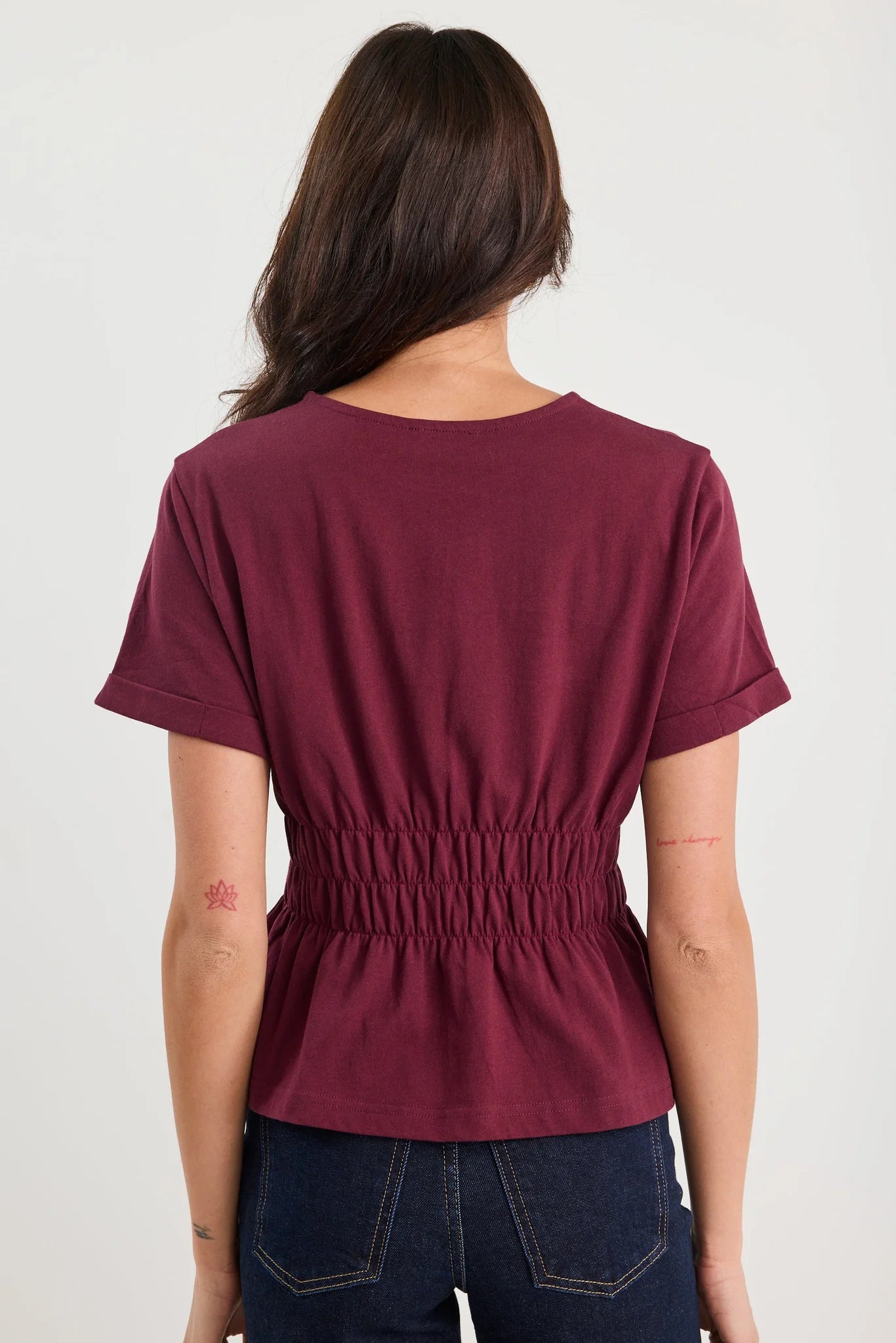AMONG THE BRAVE - SVELTE SHIRRED TEE - BURGUNDY