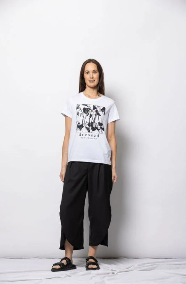 DRESSED SQUARE TEE WITH BLACK PRINT - WHITE - SS2424/1