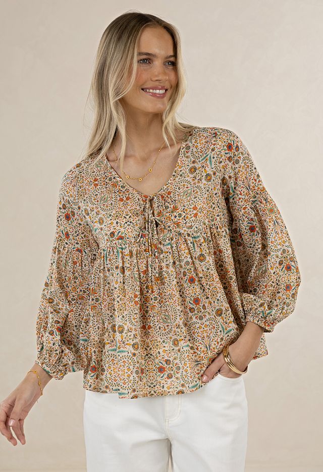 HUMIDITY LIFESTYLE LARA BLOUSE - ALMOND PRINT