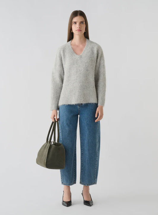 ESMAEE WHISPER V NECK SWEATER - SILVER