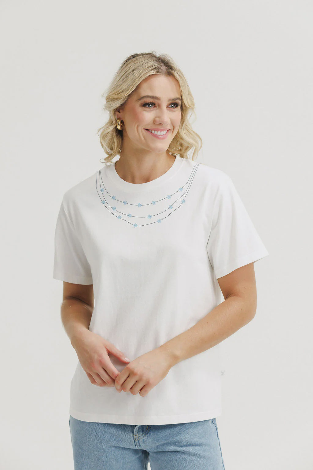 HOME-LEE - CHRIS TEE - IVORY DAISY CHAIN