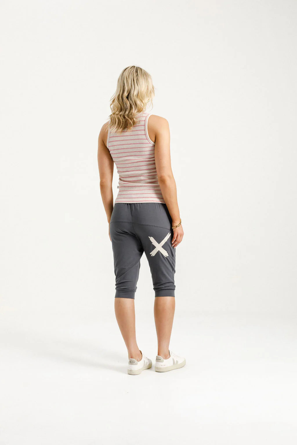 HOME-LEE 3/4 APARTMENT PANTS - GRAPHITE WITH IVORY X